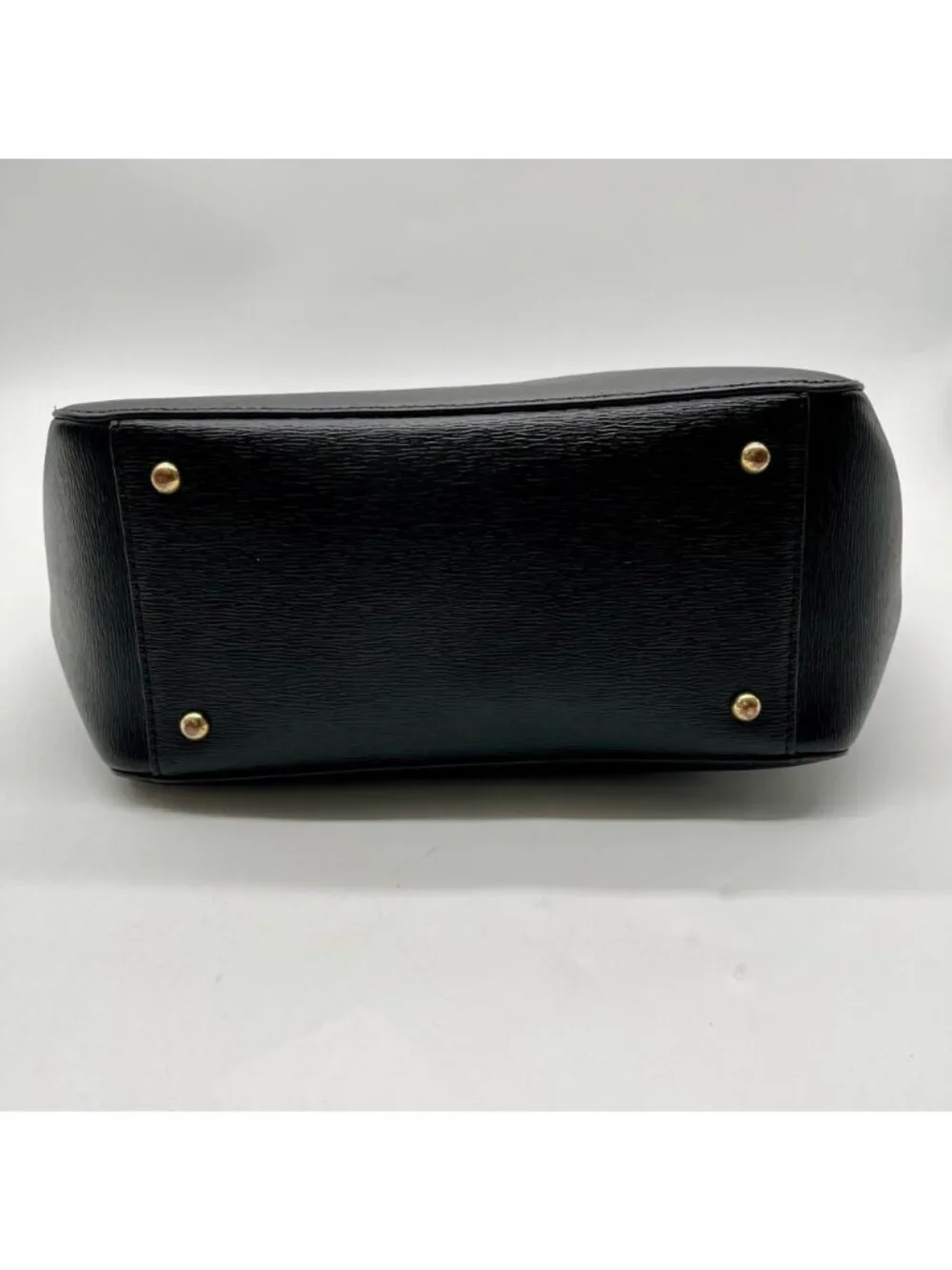 Ralph Lauren minimalist refined